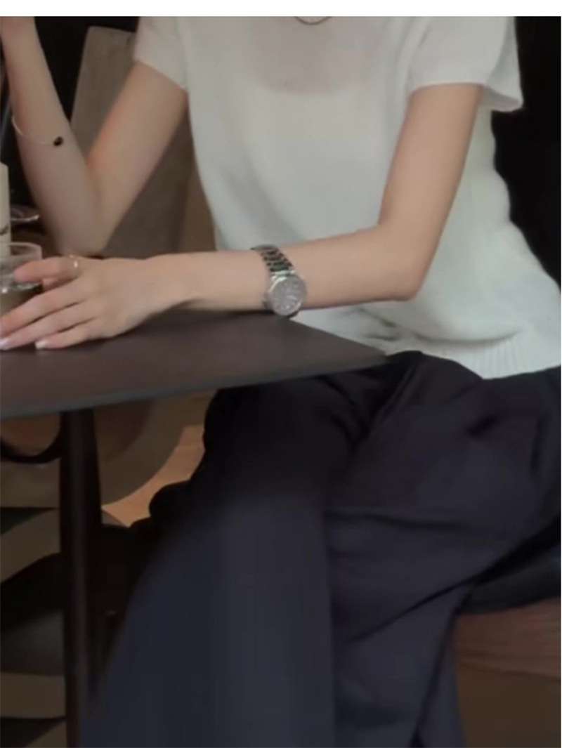50代ファッション ゆったりワイドパンツ