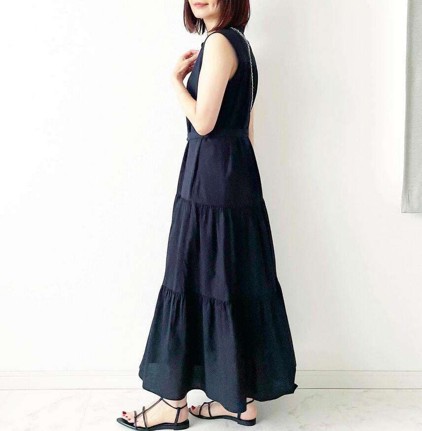 50代ファッション 大人の上品さ漂う マキシティアードワンピース