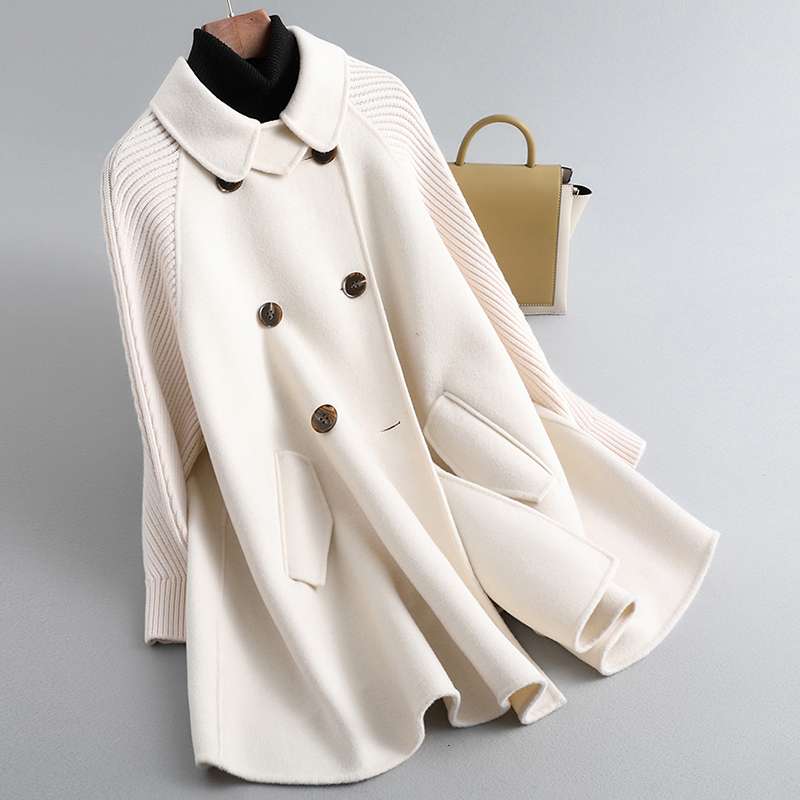 50代ファッション  エレガントな襟付きコート