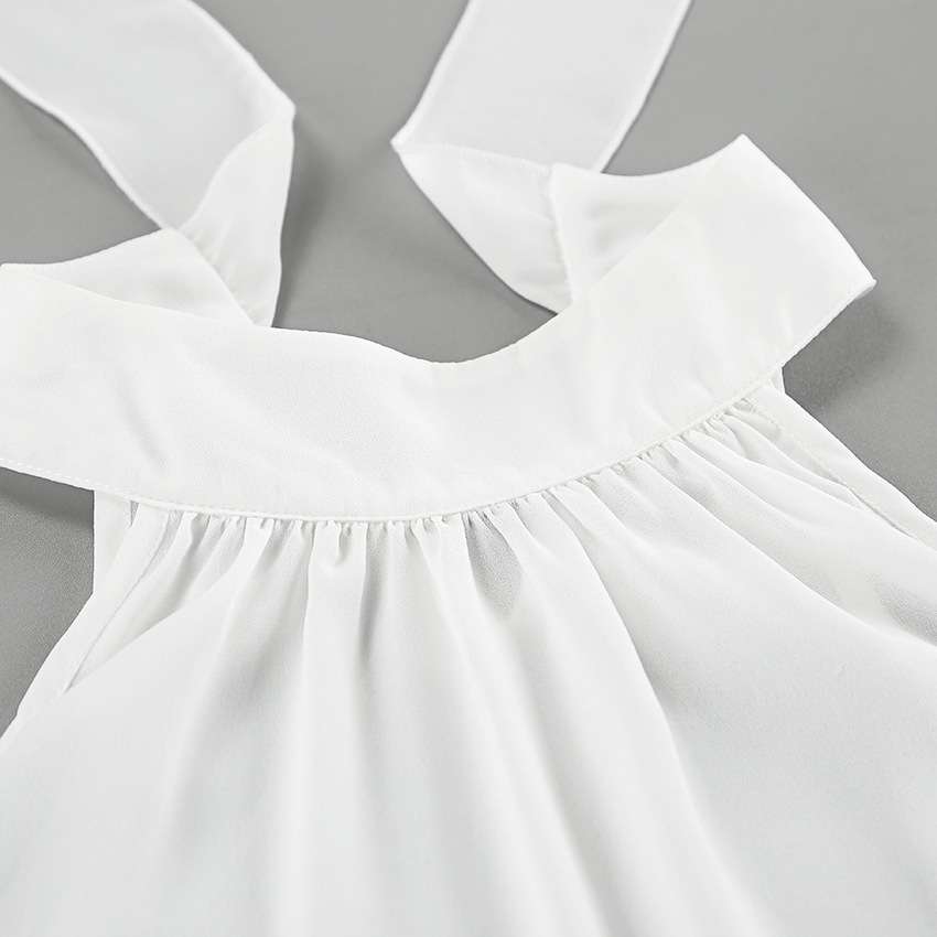 50代ファッション 優雅な蝶結びホルターネックブラウス