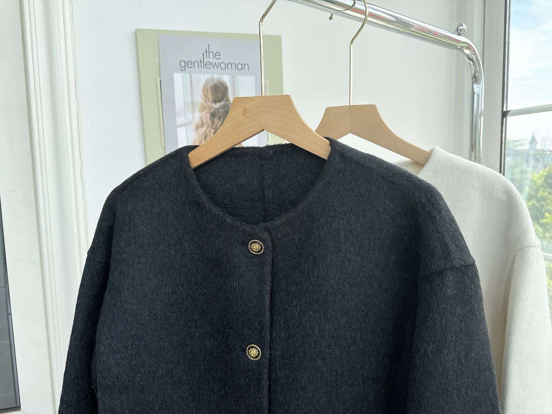 50代ファッションアウター クラシック短丈ウールジャケット