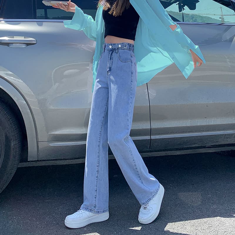 50代ファッション ゆったりストレート美脚デニムパンツ
