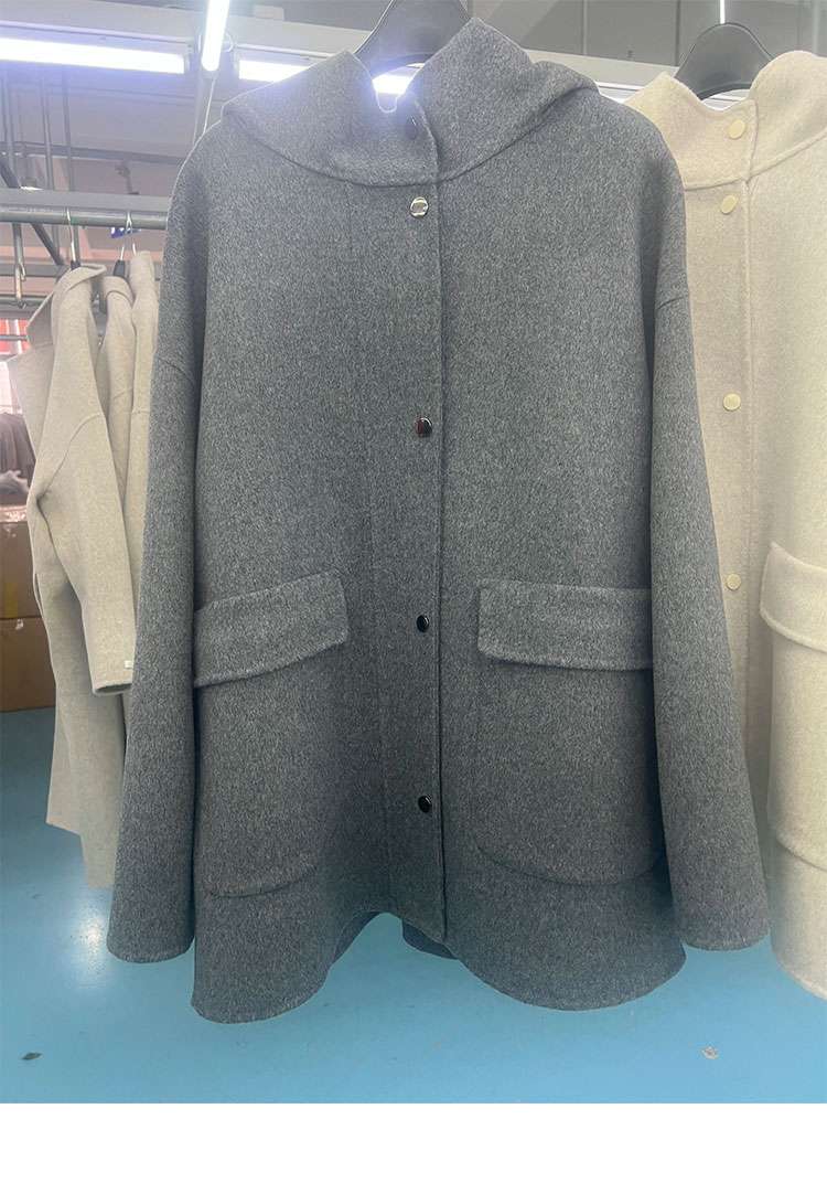 50代ファッション 上質ウール100%の大人コート