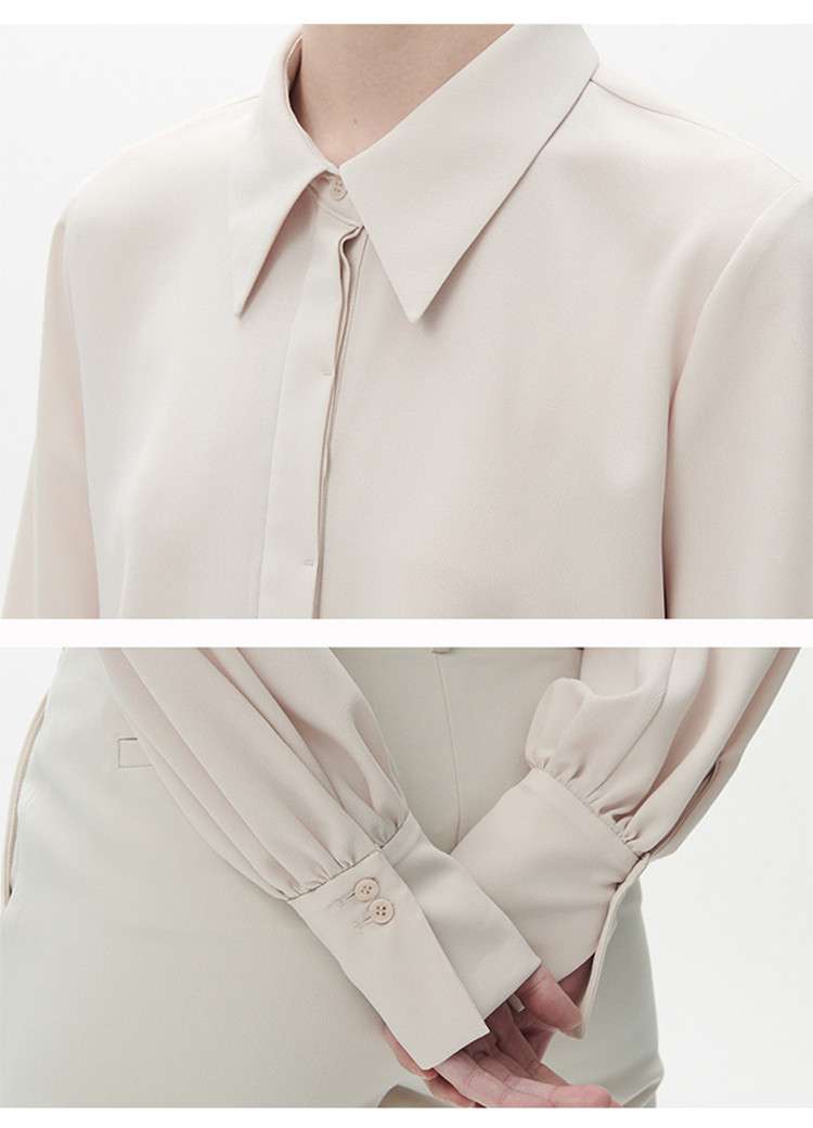 50代ファッション  上品なタイ付きシルクブラウス