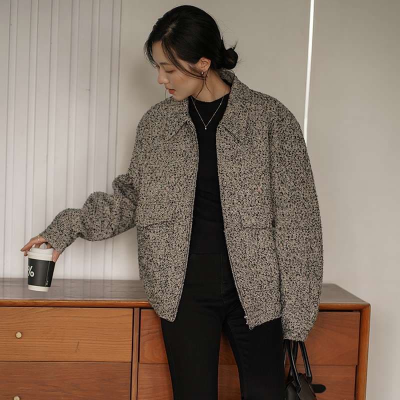 50代ファッション ツイード調ジャケット