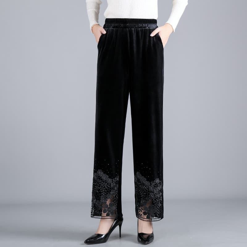 50代ファッション 裾レース華やかストレートパンツ