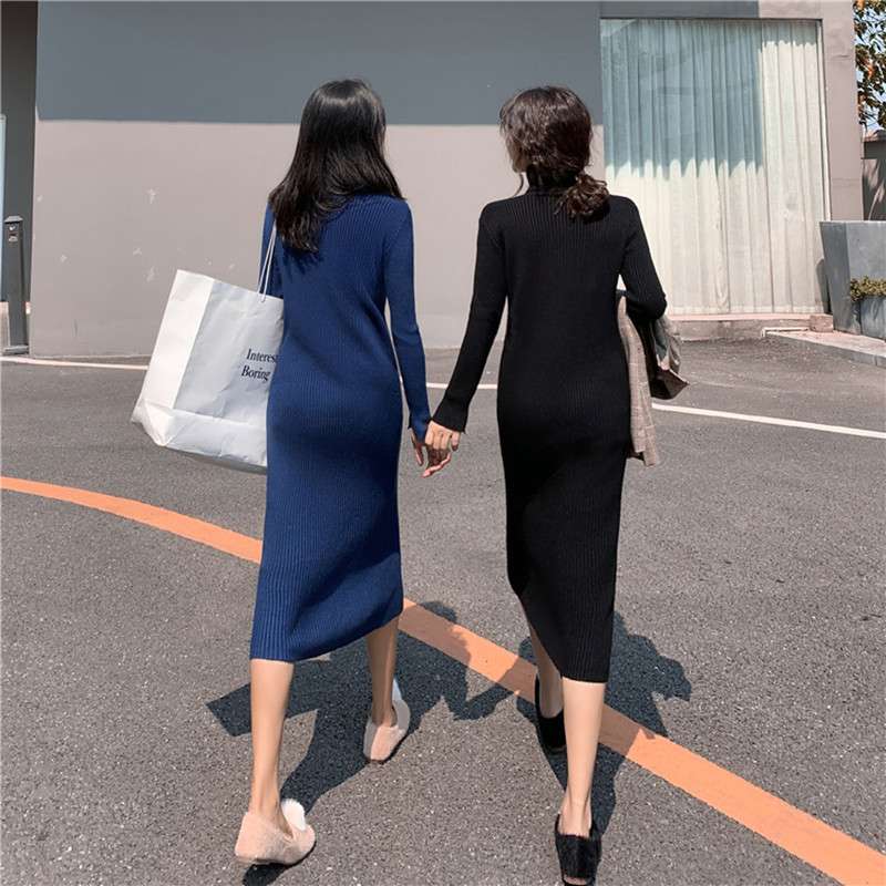 50代ファッション 上品なリブニットワンピース