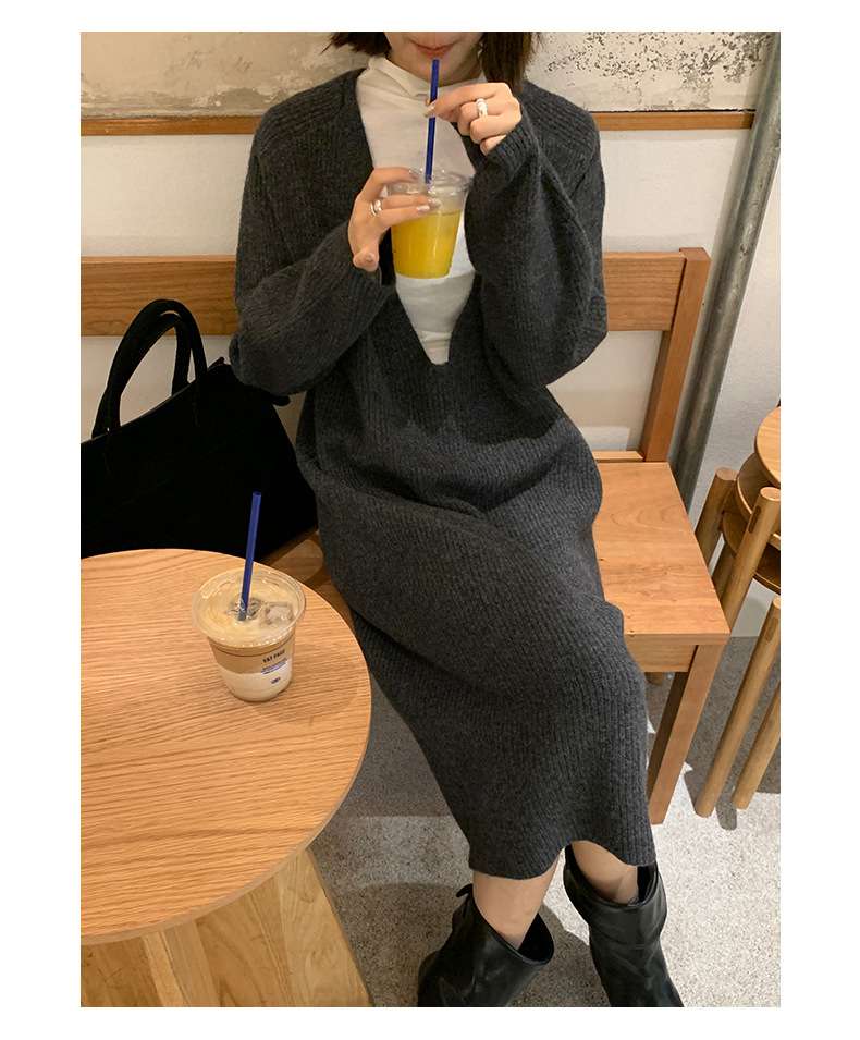 50代ファッション 上品ニットワンピース
