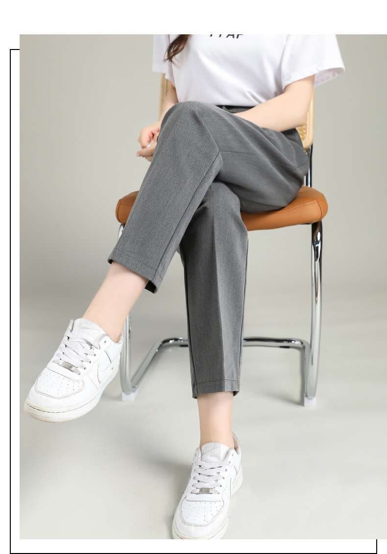 50代ファッション 大人のゆったりテーパードパンツ