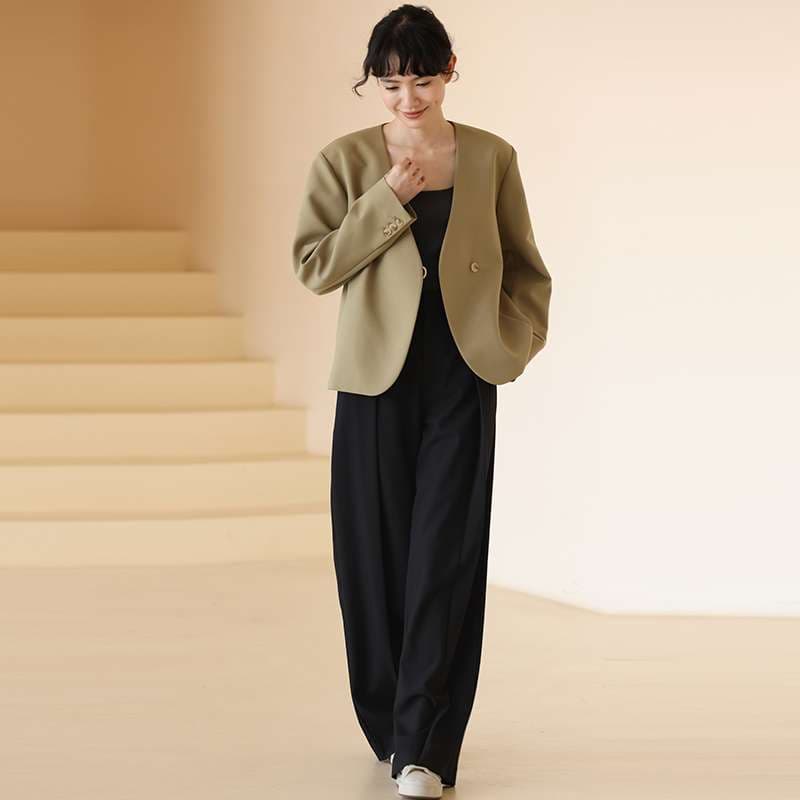 50代ファッション 柔らかシルエットのジャケット