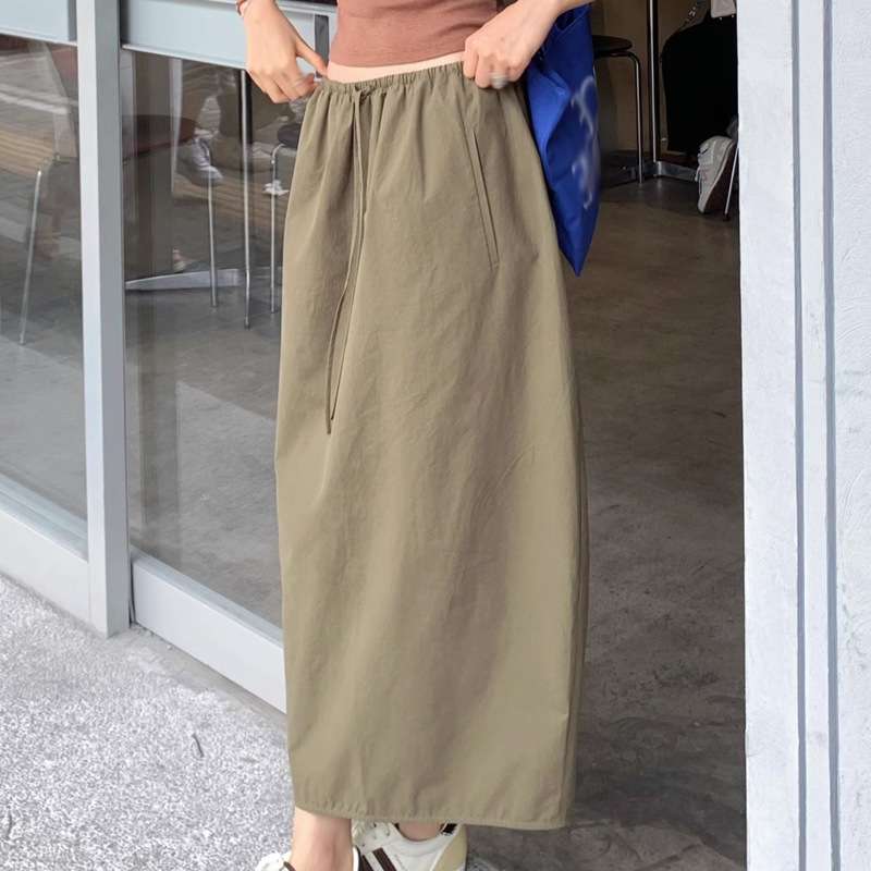 50代ファッション ゆったりロングギャザースカート