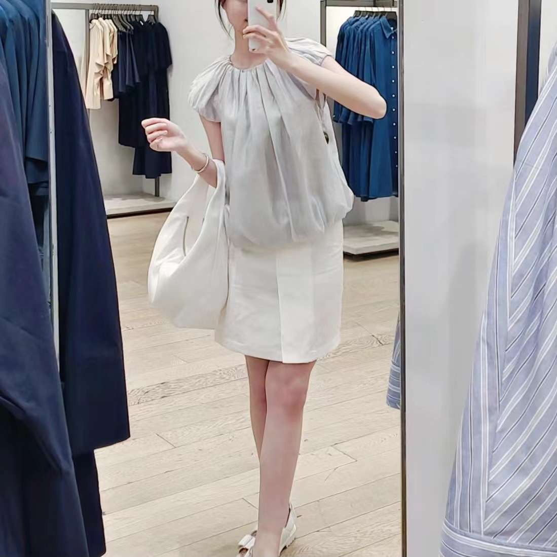 50代ファッション フレンチスリーブブラウス